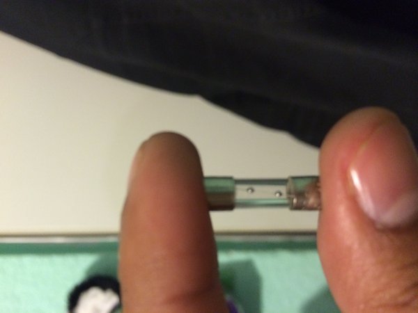 foto.JPG (1.42 MiB) Visto 5751 veces estado del fusible, esta fundido?