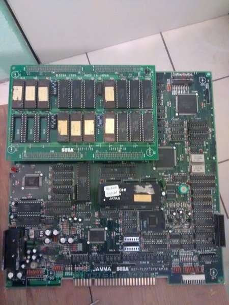 IMG_20150205_212249.jpg (1.82 MiB) Visto 8099 veces Alien Storm de SEGA PCB