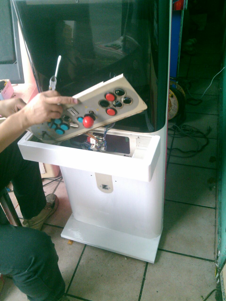 ya con limpieza y pintura en el tablero