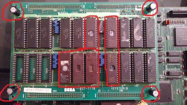 Memorias Eprom 27c020 y condensadores electroliticos 470mf a 16v