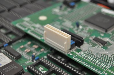 DSC_0006.jpg (446.03 KiB) Visto 9820 veces Conector Molex de 10 pines, puesto en CPS