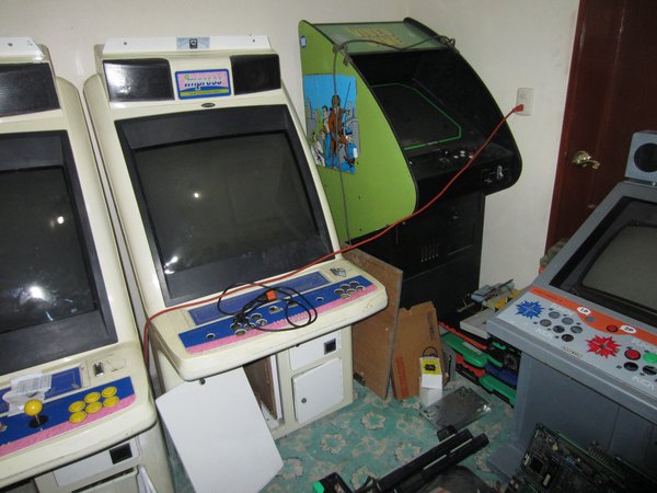 taito video game , no se por que la consideran candy si esta gigantesca hahaha