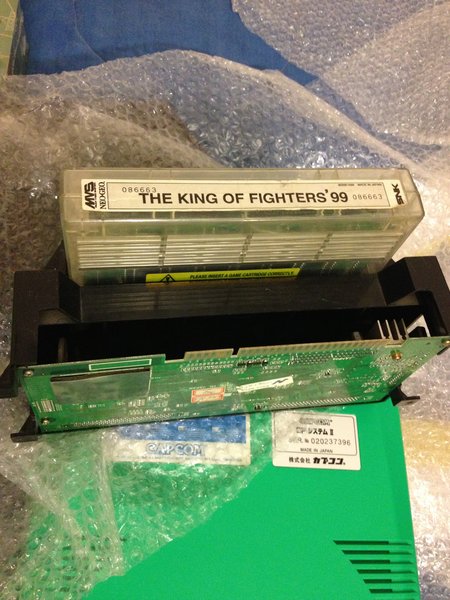 IMG_1107.jpg (3.03 MiB) Visto 90807 veces Neo Geo con King of Fighters 99